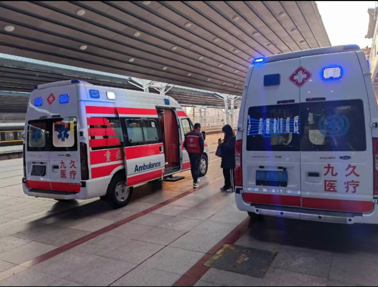 曲沃县救护车长途转运